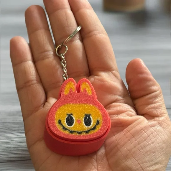 Labubu Bunny Clicker Fidget Keychain – 3D Printed - Picture 3 of 3